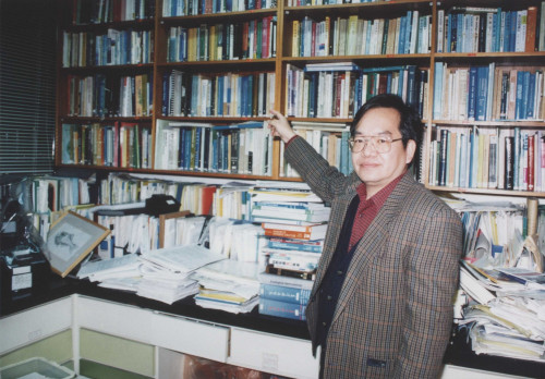 邵廣昭老師共蒐藏了六千多冊的研究書籍